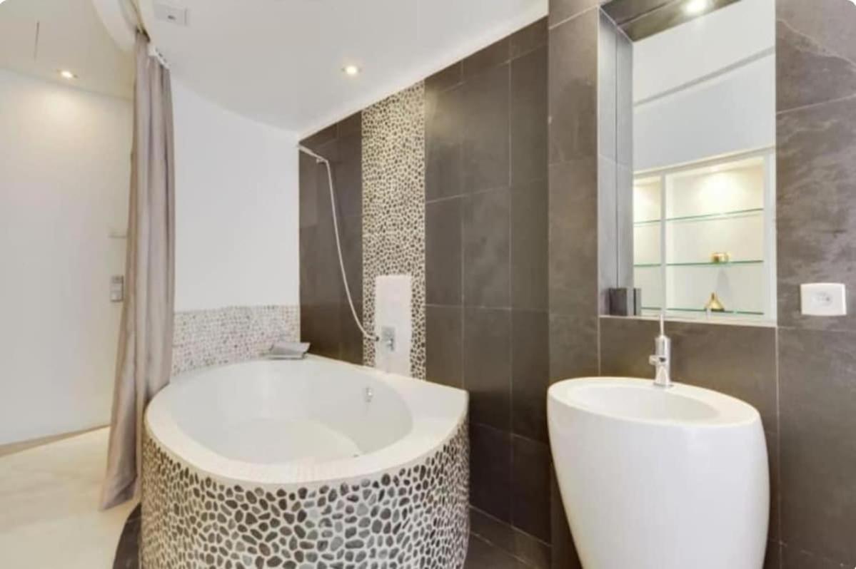 Magnifique Appartement Parisien - Marais 外观 照片